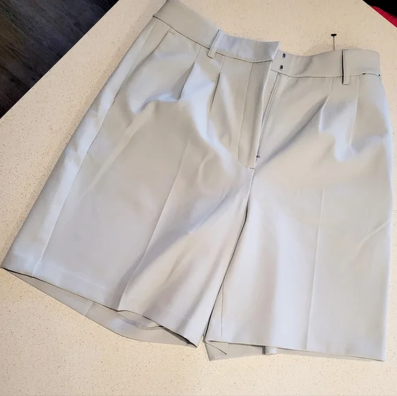 EXPRESS Bermuda High Rise Shorts - Picture 4 of 4